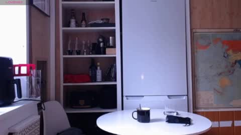 Lola online show from March 9, 1:03 pm