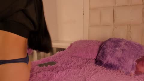 lola_js online show from October 27, 12:55 pm