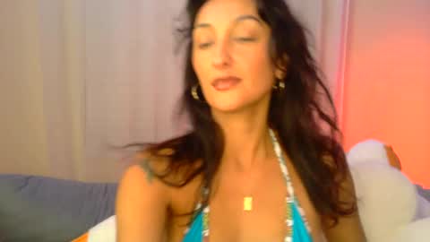 Snapshot of lola_la_lita chatting on September 10, 4:51 pm lola_la_lita online show from September 10, 4:51 pm