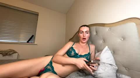 lola_raex online show from July 14, 7:18 pm