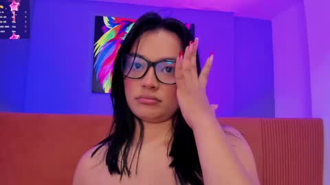 lola_sweeet18 online show from June 6, 10:54 am