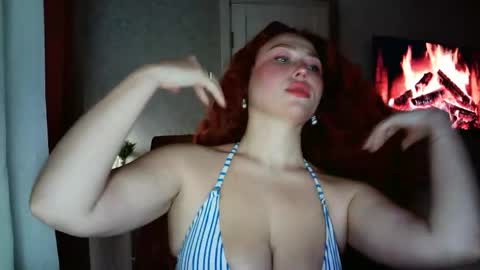 LolaaMint  online show from April 22, 11:40 am