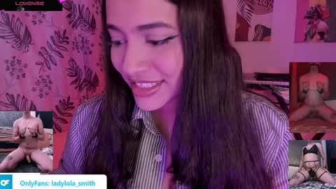 Snapshot of lolaasmith_21 chatting on March 8, 8:29 am lolaasmith_21 online show from March 8, 8:29 am