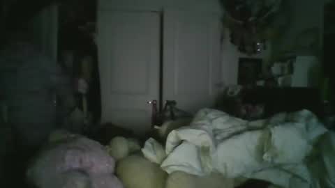 Lola Lixx online show from January 5, 9:15 am