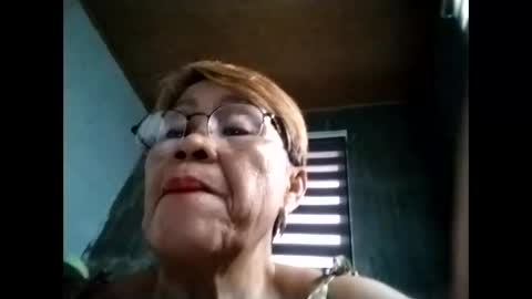 Snapshot of lolamommie chatting on September 17, 11:36 pm tey online show from September 17, 11:36 pm