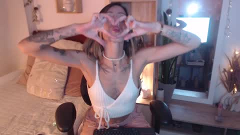 Dear tippers follow me on my new cb account lennarogers online show from February 12, 11:51 pm