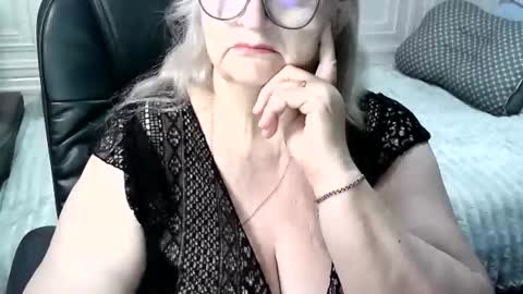 LolkaAlyss online show from April 23, 7:27 pm