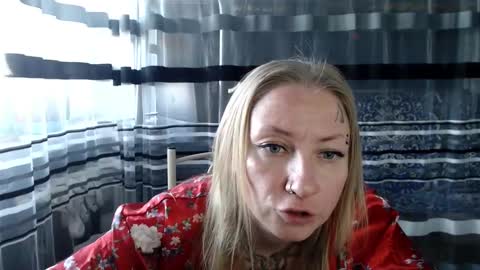 Lisa online show from September 26, 7:28 am