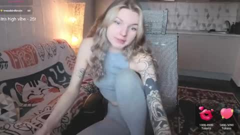 Luna online show from April 22, 3:42 pm