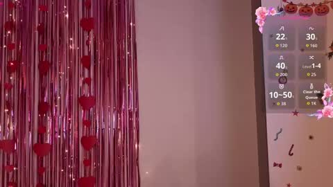 Lora online show from April 27, 3:09 pm