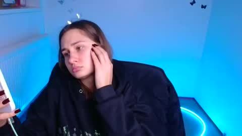 Lora online show from October 10, 11:37 am