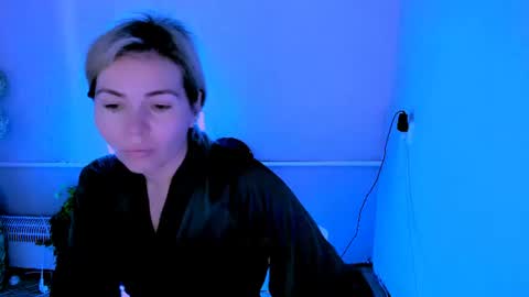 Lora online show from June 12, 3:03 am