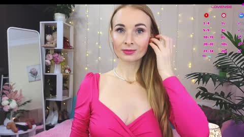 Snapshot of loracolins chatting on January 16, 7:31 pm LoraColins online show from January 16, 7:31 pm
