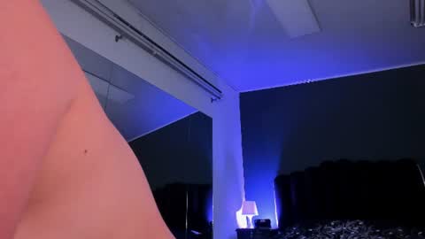 L A U R E L online show from July 2, 5:02 am
