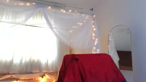 Snapshot of loreaniss chatting on October 10, 8:25 pm loreanis online show from October 10, 8:25 pm