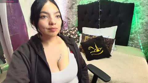 Loren online show from April 2, 7:22 pm