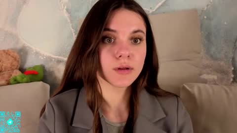 Chloe for Fan BlackHole online show from April 24, 5:38 pm