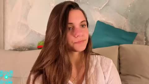 Chloe for Fan BlackHole online show from July 13, 6:52 pm