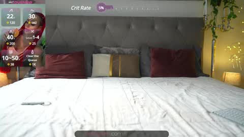 LoretteLorena online show from March 11, 8:09 pm