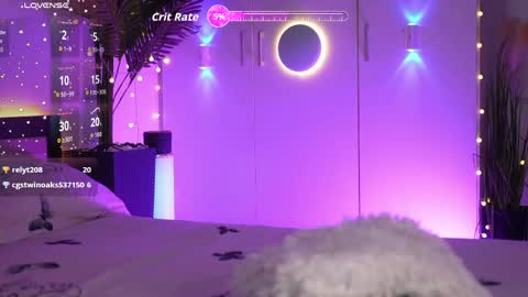 LoretteLorena online show from April 23, 7:05 pm