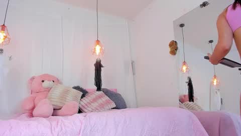 Lori Evans online show from October 29, 10:41 am