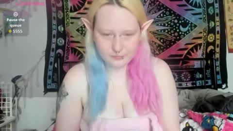 Lori Critter online show from April 14, 10:10 pm