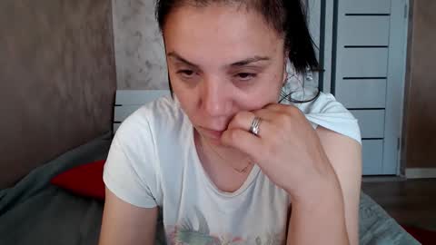 LorraGrey online show from June 8, 3:18 am