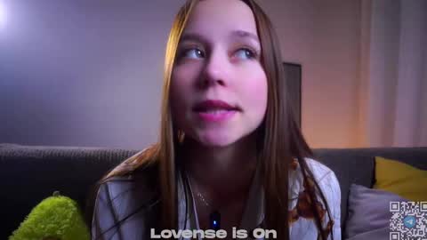 Jess online show from December 17, 2:17 am