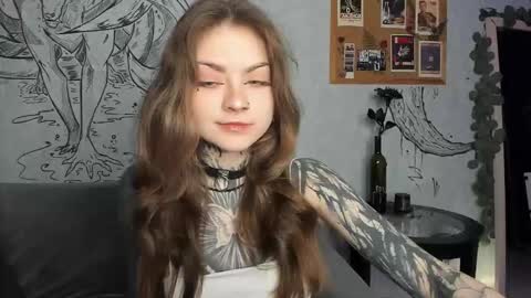 lostallice online show from February 6, 4:27 am