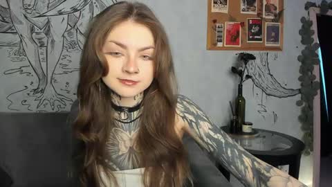 lostallice online show from March 25, 4:39 am