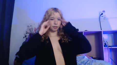 nefisa nef online show from October 7, 4:22 pm