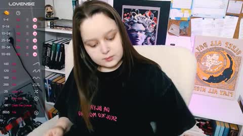 Mia  online show from February 1, 12:26 pm