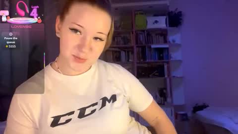 Megan online show from September 24, 6:18 pm