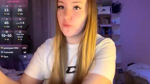 Megan online show from September 26, 6:38 pm