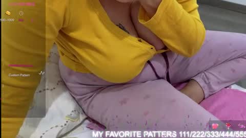 Snapshot of love_jessy_love chatting on October 12, 1:57 pm jessmy pleasure is in your hands s online show from October 12, 1:57 pm