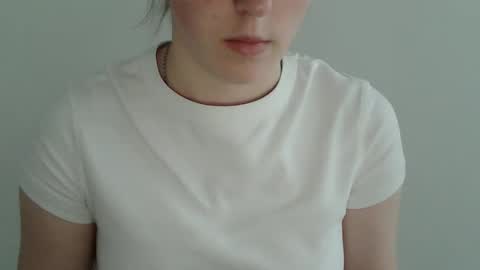 Vivian online show from November 12, 1:53 pm