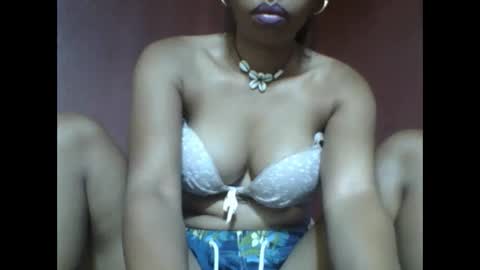 Snapshot of loveinlife750427 chatting on March 12, 4:51 am loveinlife750427 online show from March 12, 4:51 am