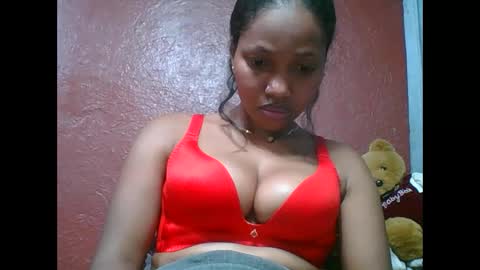 Snapshot of loveinlife750427 chatting on September 26, 5:32 pm loveinlife750427 online show from September 26, 5:32 pm