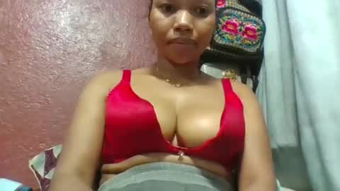 loveinlife750427 online show from April 21, 2:51 am