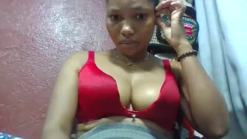 loveinlife750427 online show from April 21, 2:37 am