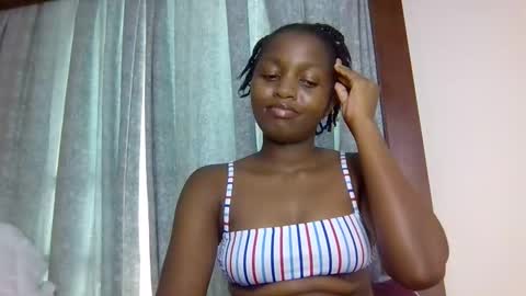 lovelbrownie online show from October 16, 1:25 pm