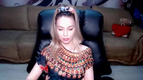 private open online show from December 2, 6:21 pm