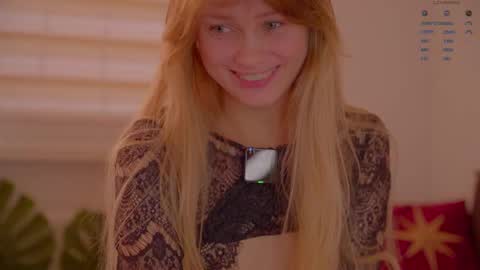 Snapshot of lovellynelly chatting on October 2, 2:55 pm Nelly online show from October 2, 2:55 pm