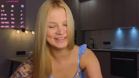 Jenny online show from April 28, 5:11 am