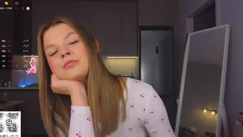 Jenny online show from July 26, 9:50 am
