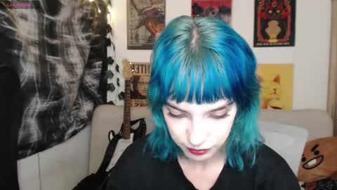 Snapshot of lovely_cass chatting on September 13, 3:36 am Cassie online show from September 13, 3:36 am