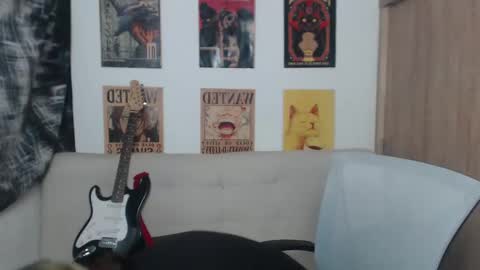 Snapshot of lovely_cass chatting on February 22, 11:54 pm Cassie online show from February 22, 11:54 pm