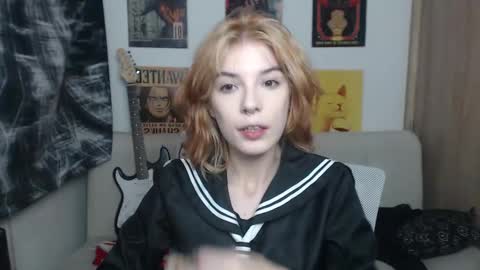 Snapshot of lovely_cass chatting on March 3, 2:44 am Cassie online show from March 3, 2:44 am