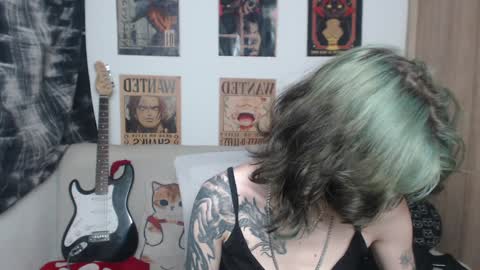 Snapshot of lovely_cass chatting on February 9, 12:29 am Cassie online show from February 9, 12:29 am