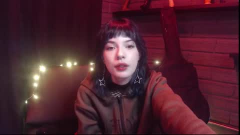 Snapshot of lovely_cass chatting on September 23, 4:43 am Cassie online show from September 23, 4:43 am